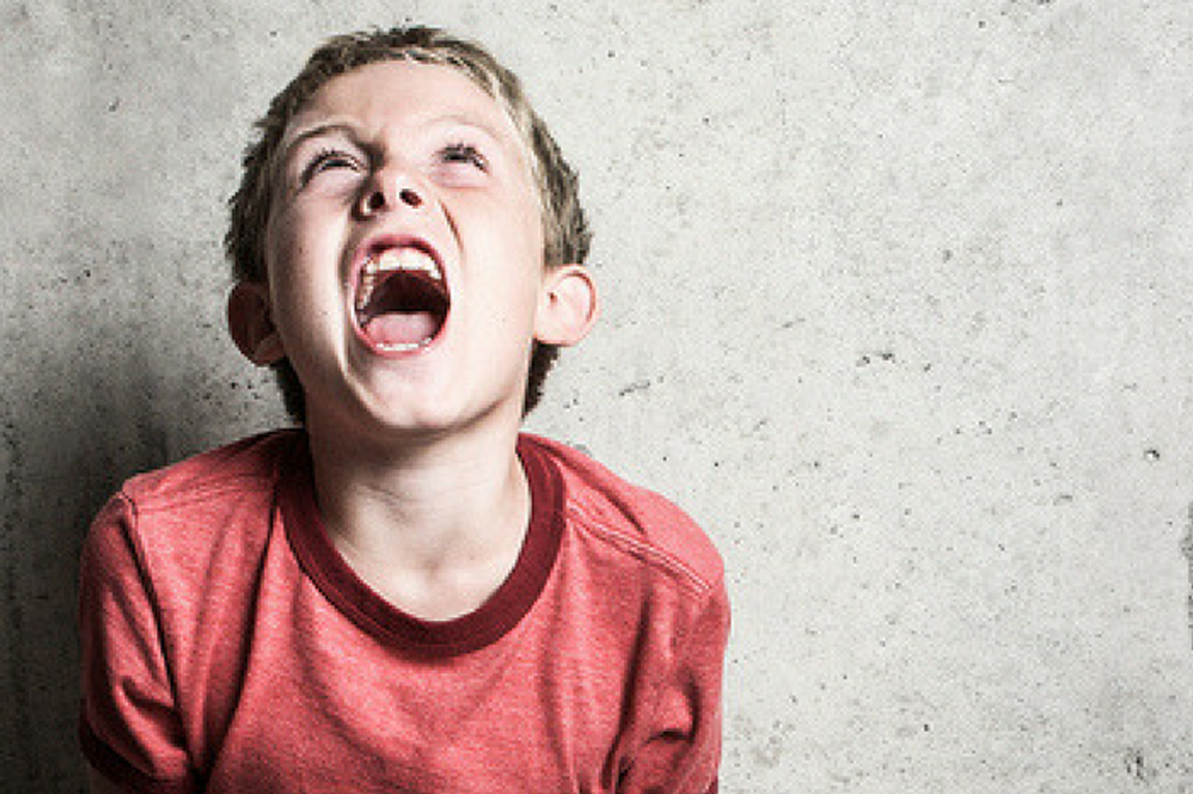ثمانية نصائح للتغلب على السلوك العدواني لدى الاطفال ذوي اضطراب التوحد