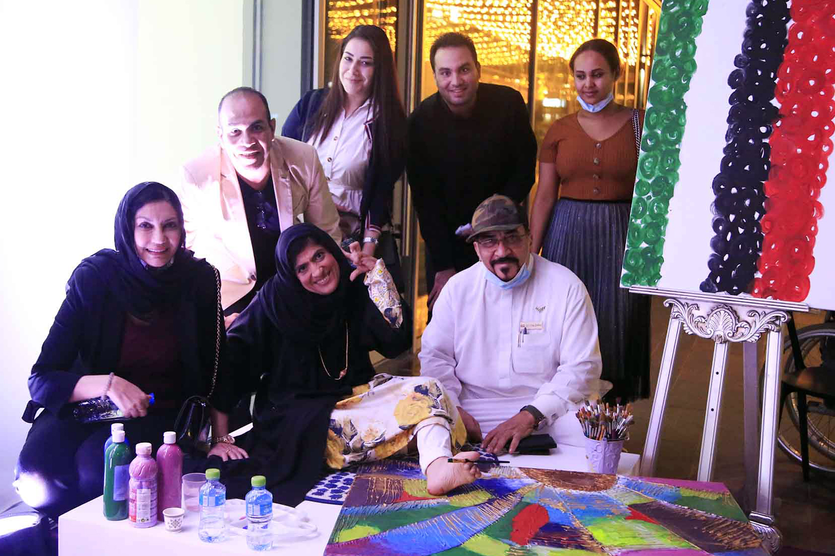 (UAE سلام) مركز الفن للجميع يُلوِّن لوحات السلام