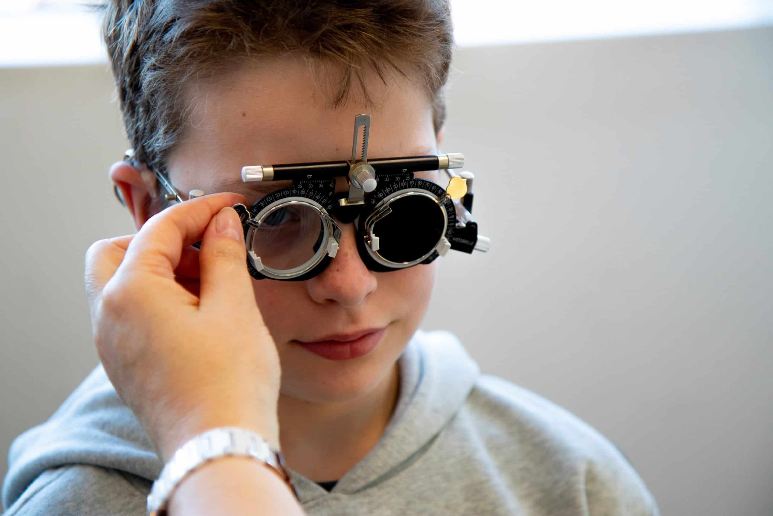 ضعف البصر وارتباطه بمتلازمة أشر